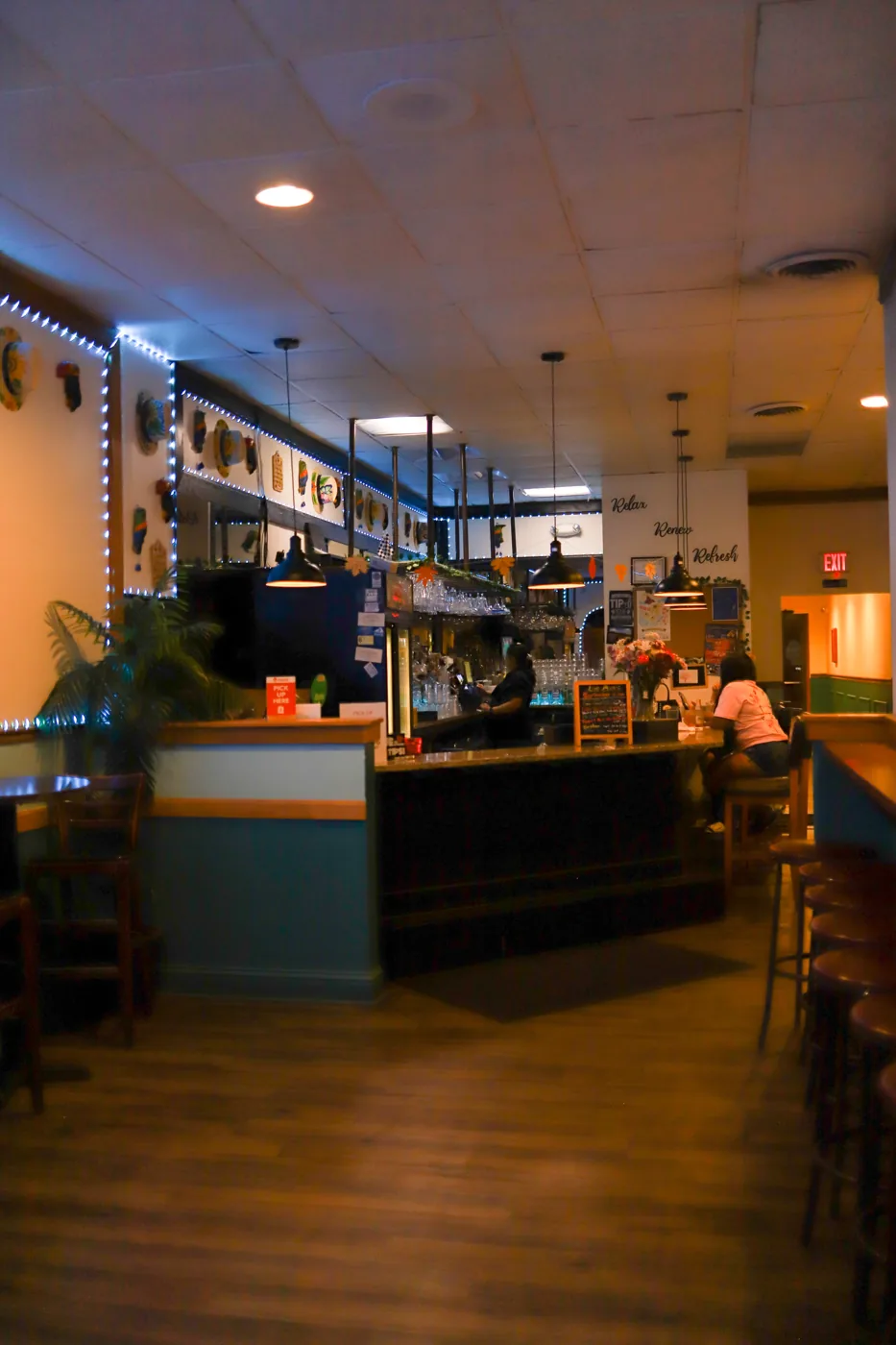 Happy Hour at El Golfo Restaurant